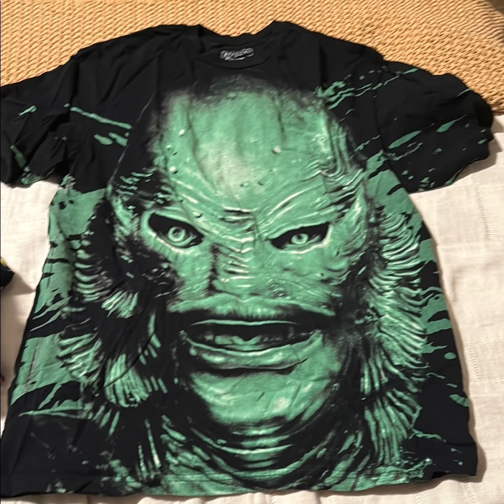 Black and Green Short Sleeve Tee with Creature Design